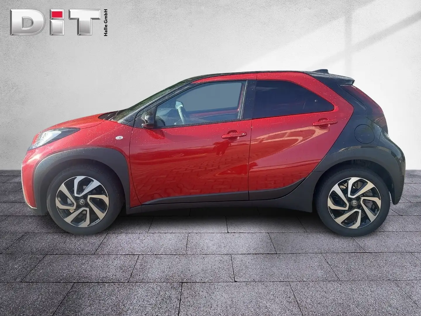 Toyota Aygo X 1.0 Teamplayer Klima Kamera Sitzhzg Rot - 2