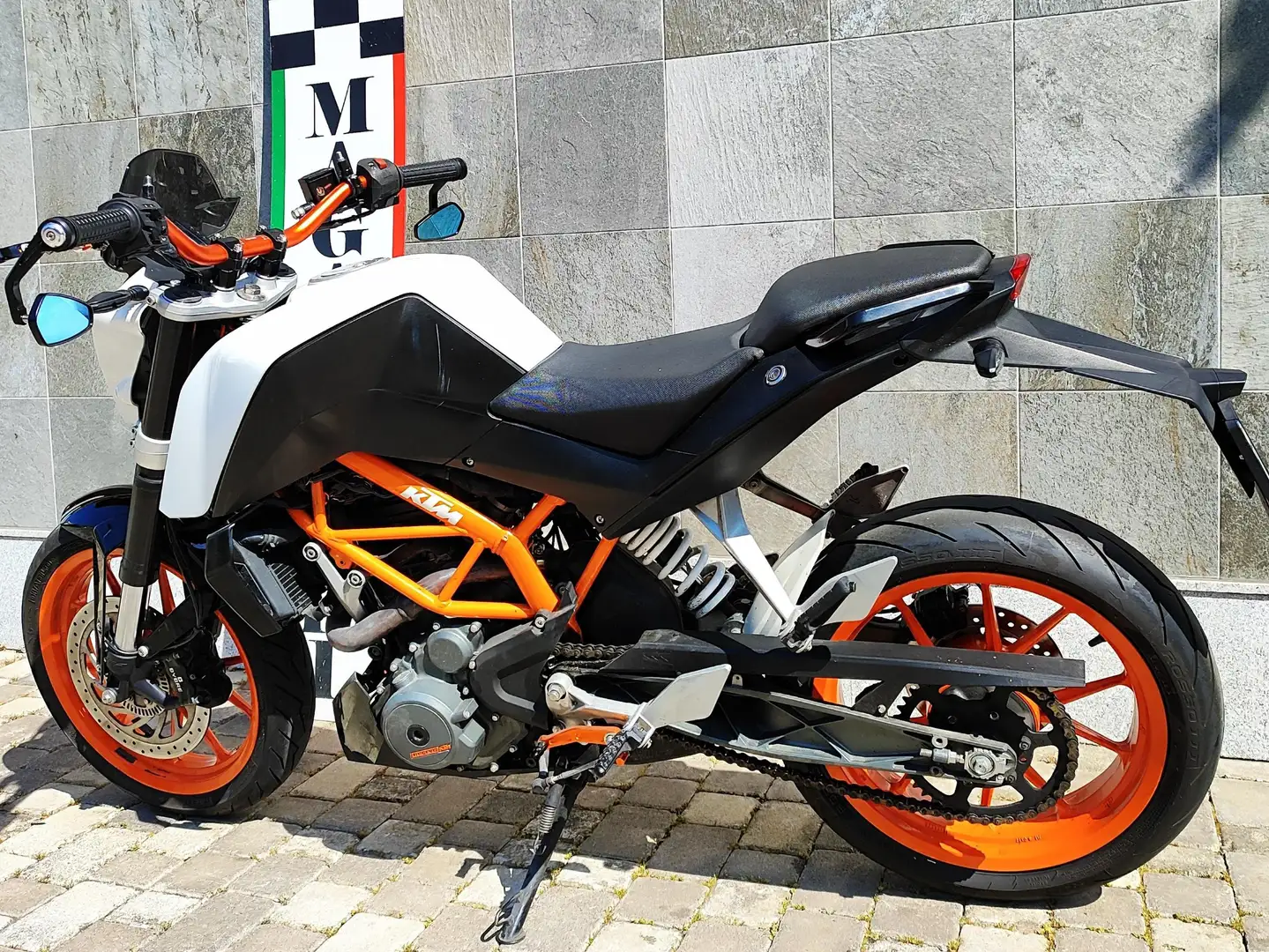 KTM 390 Duke Portocaliu - 1