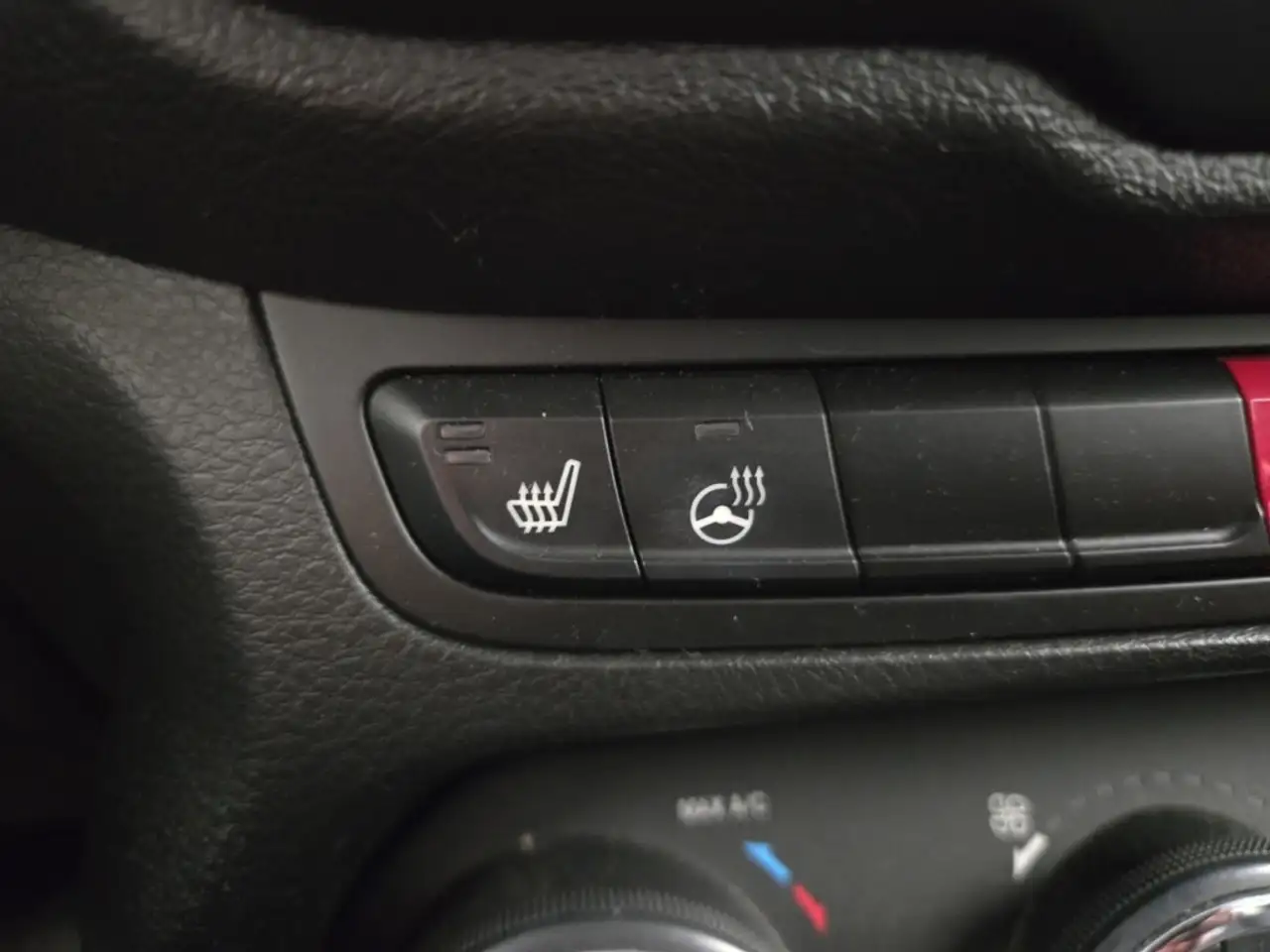 Jeep Renegade photo Jeep Renegade