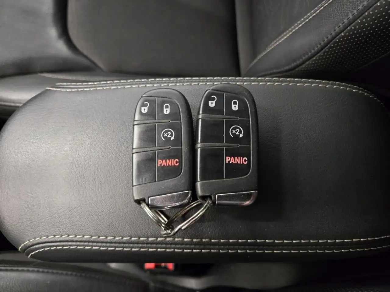 Jeep Renegade photo Jeep Renegade