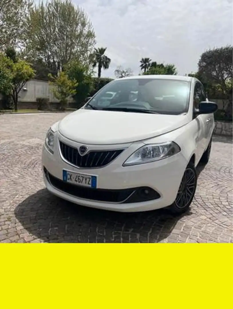 Lancia Ypsilon Lancia Ypsilon 1.0 FireFly S&S Hybrid Ecochic Gold Bianco - 1