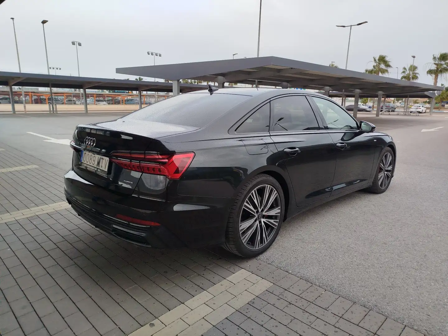 Audi A6 55 TFSIe Sport quattro-ultra S tronic ,black line - 2
