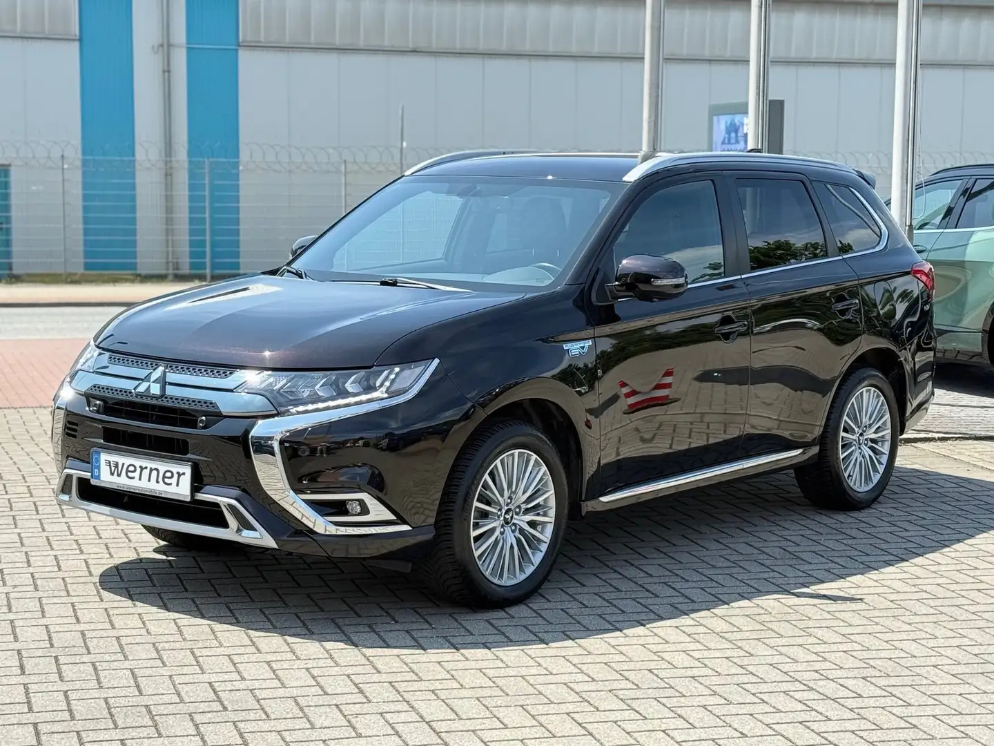 Mitsubishi Outlander 2.4 PHEV~Plus Spirit~AllwetterR~AHK~ Rouge - 1