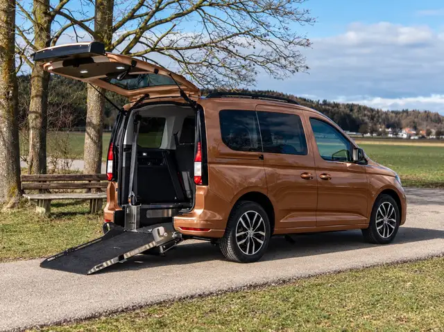 Volkswagen Caddy ROLLSTUHLRAMPE+ROLLSTUHLTRANSPORT+RAMPE+