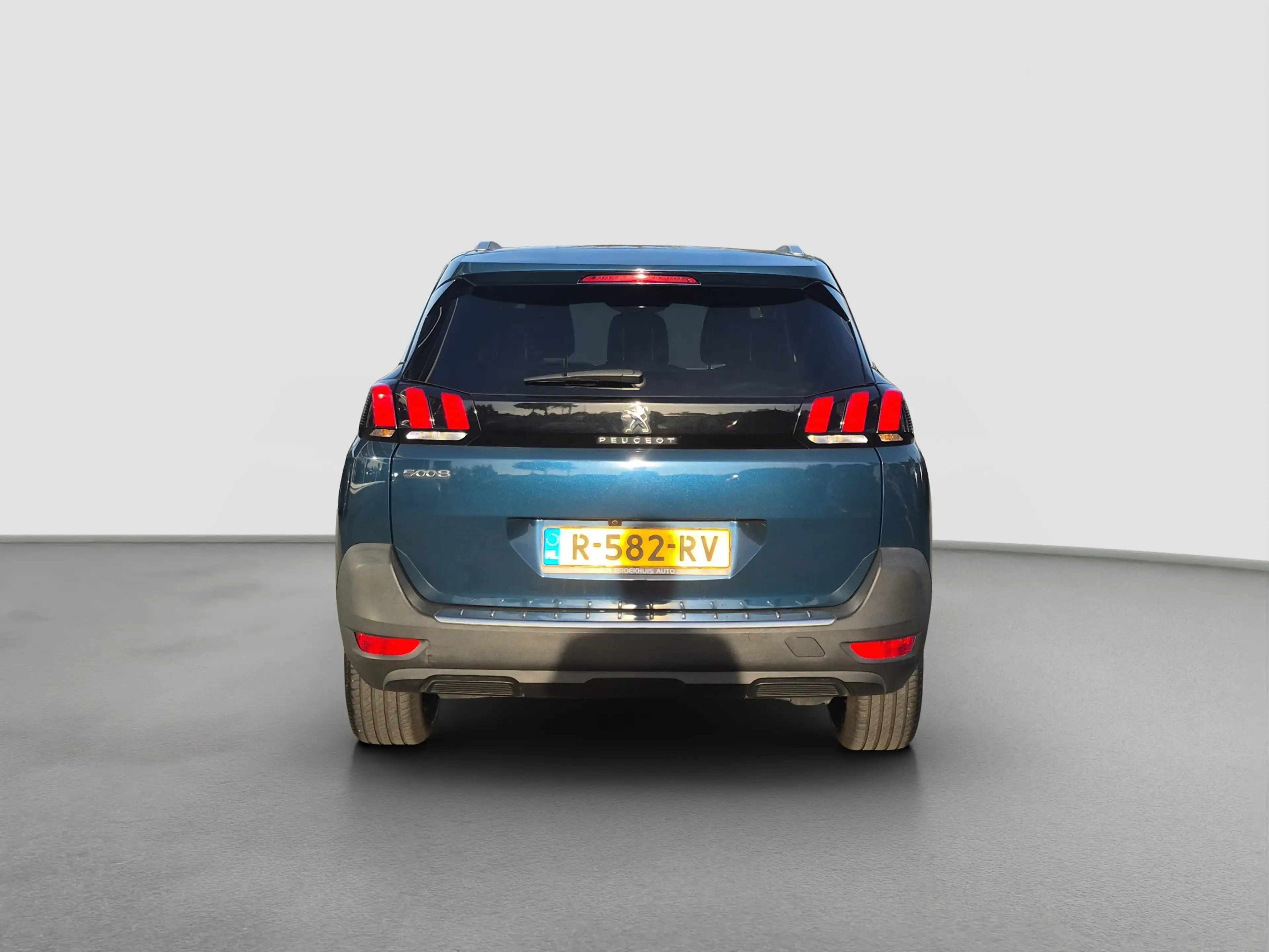 Peugeot 5008 1.2 PureTech Allure Pack Business 7 persoons | Cam — photo 4