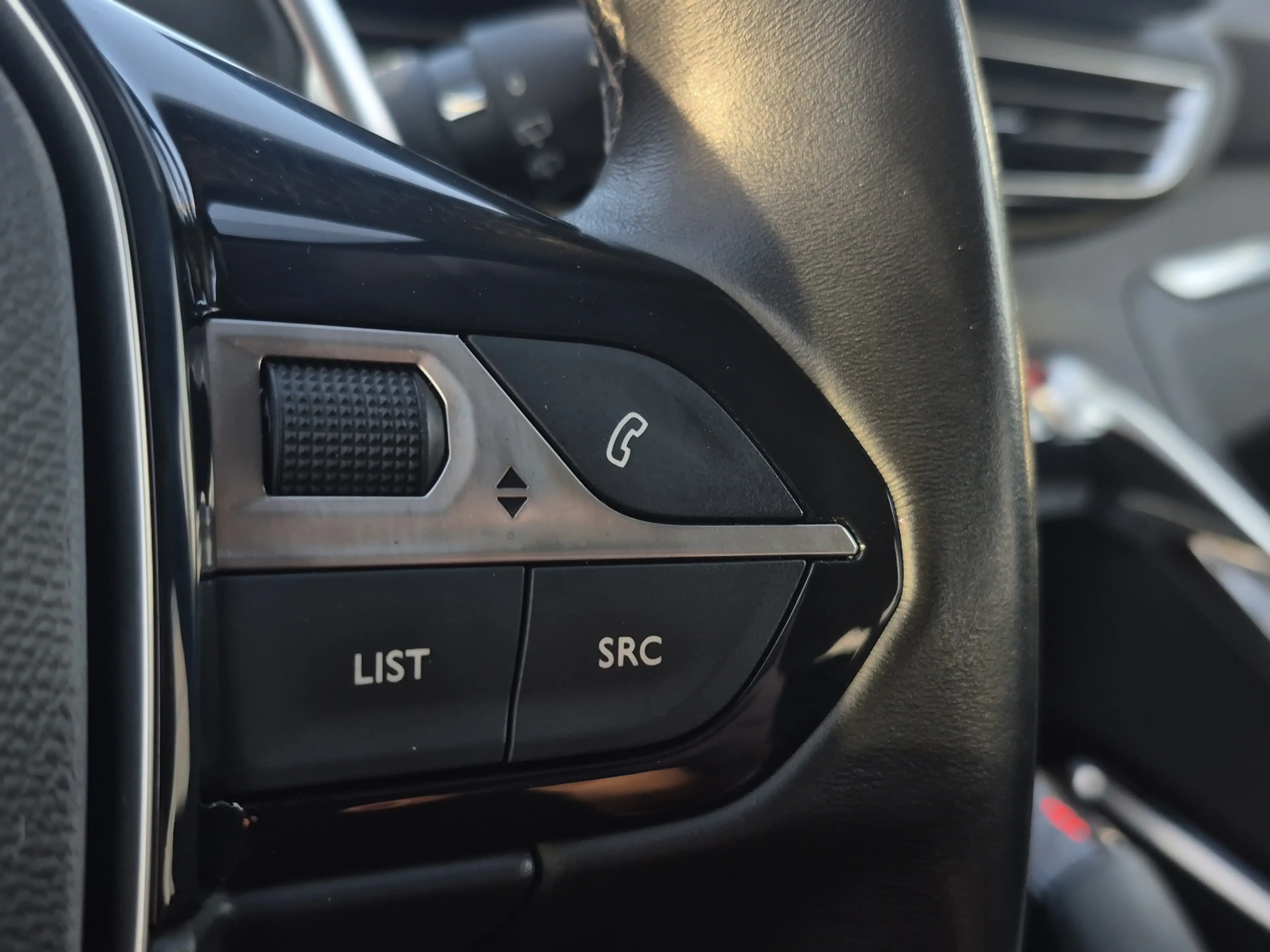 Peugeot 5008 1.2 PureTech Allure Pack Business 7 persoons | Cam — photo 11