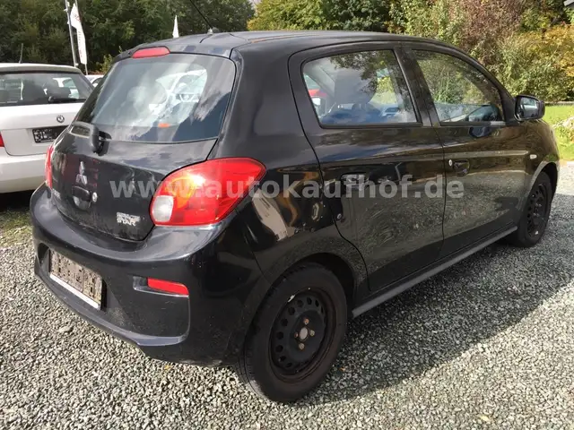 Mitsubishi Space Star view 5