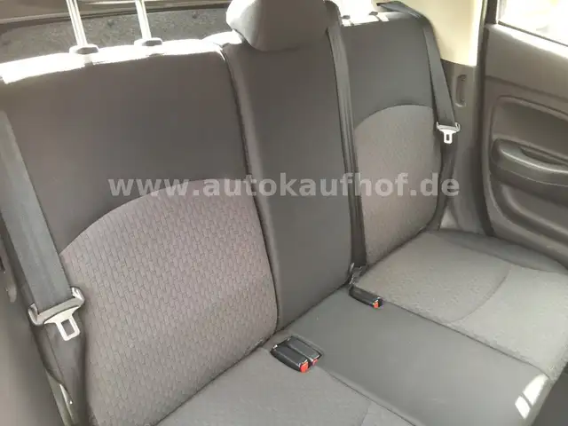 Mitsubishi Space Star view 11