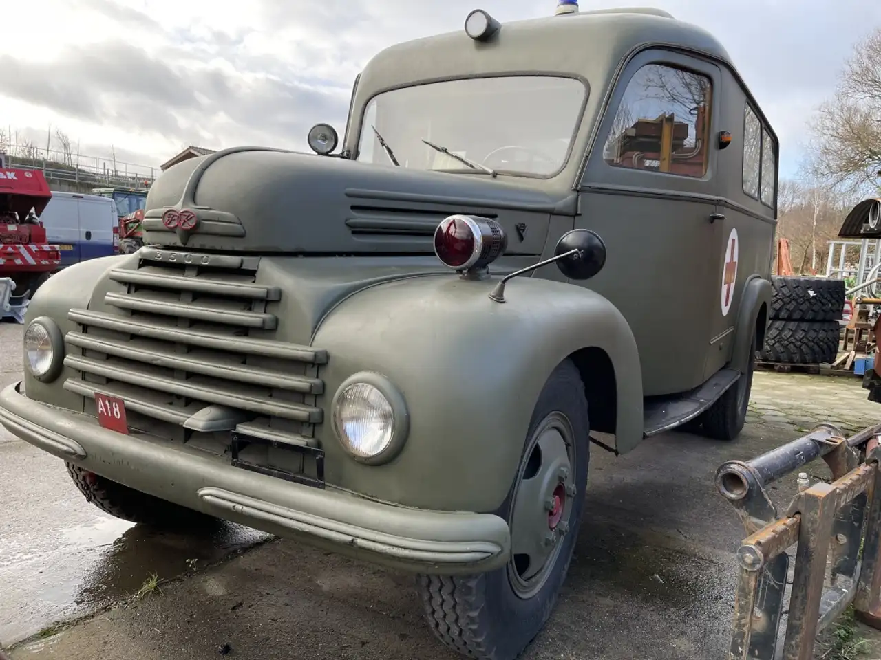 Ford Keulen Ambulance*UNIEK*V8*3715 km !!!!!!, foto 5