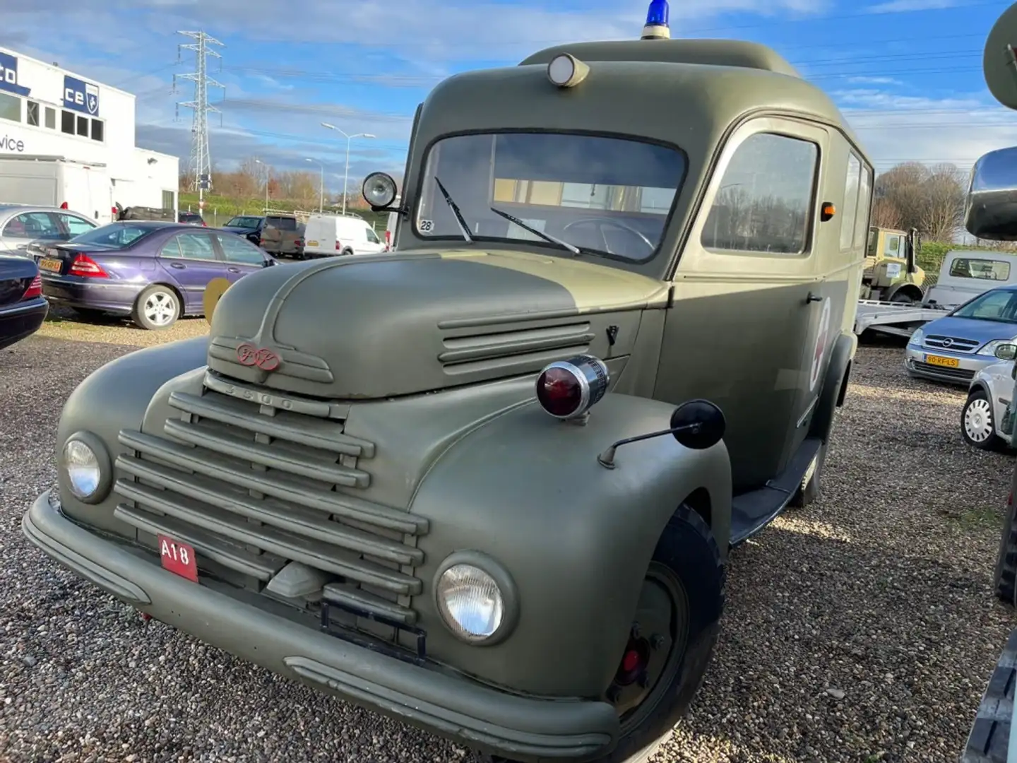 Ford Keulen Ambulance*UNIEK*V8*3715 km !!!!!! Vert - 2