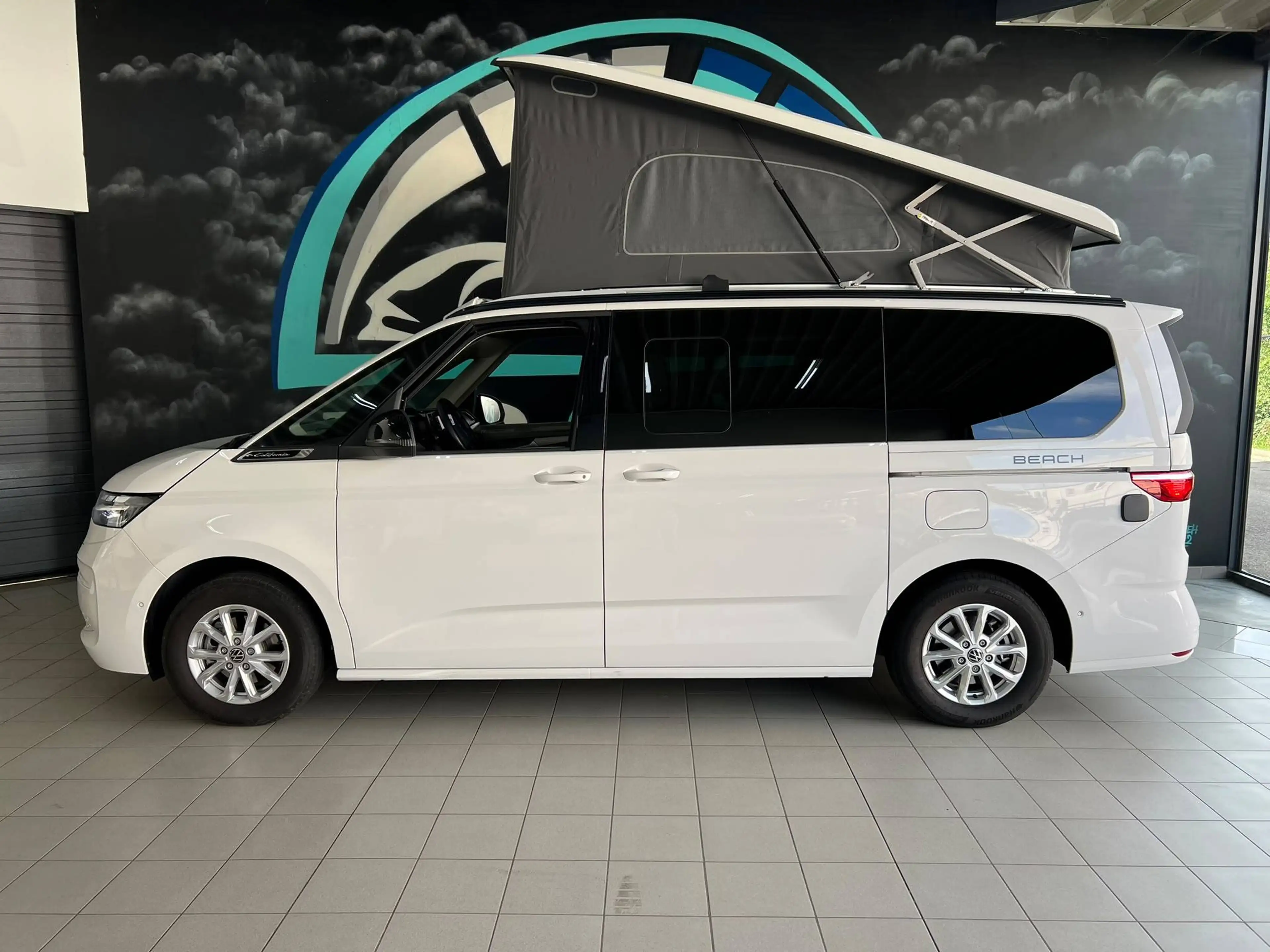 Volkswagen T7 California Beach — photo 4