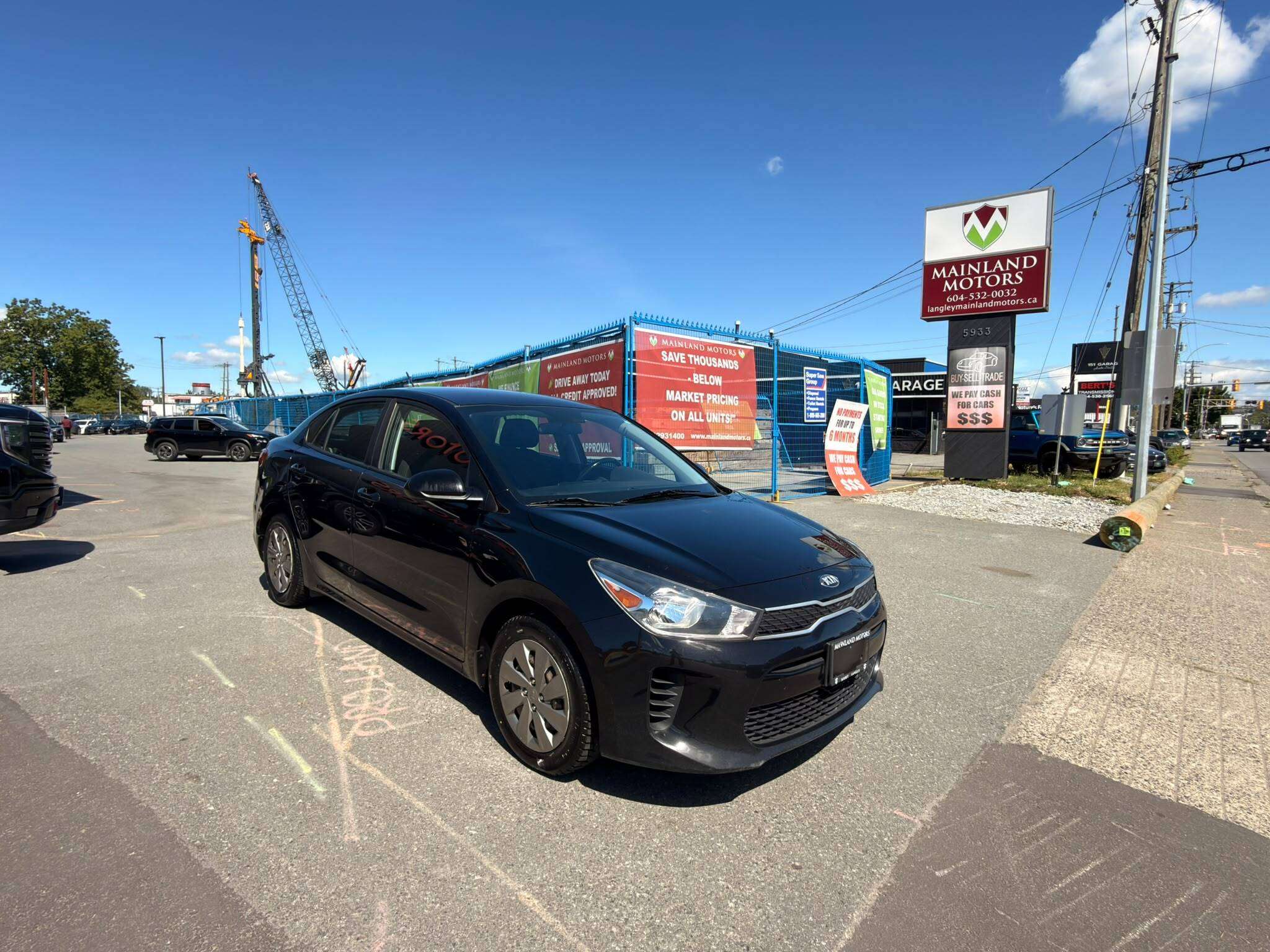 2019 Kia Rio — view 3