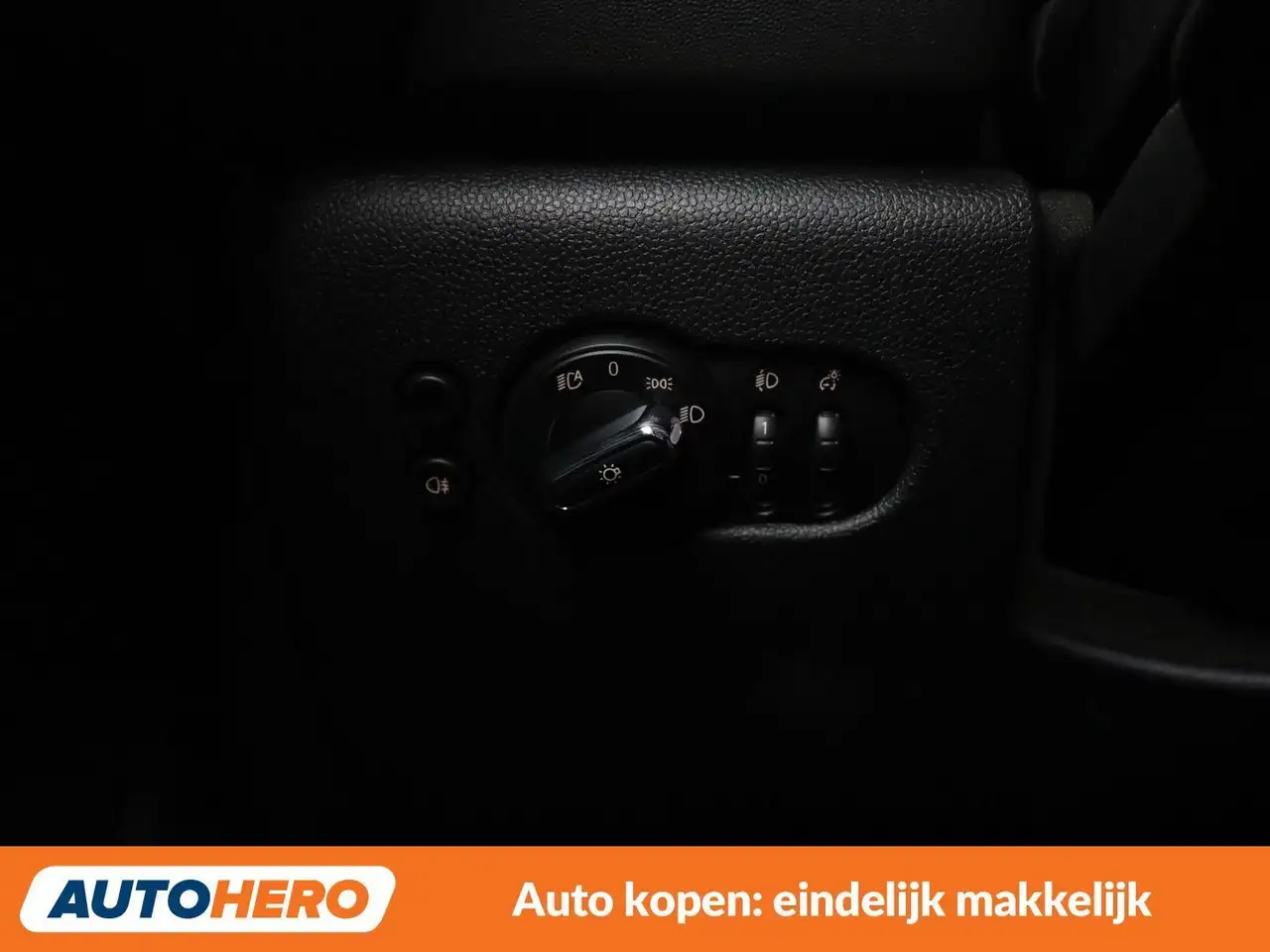 MINI Cooper SE Yours Trim, миниатюра 27