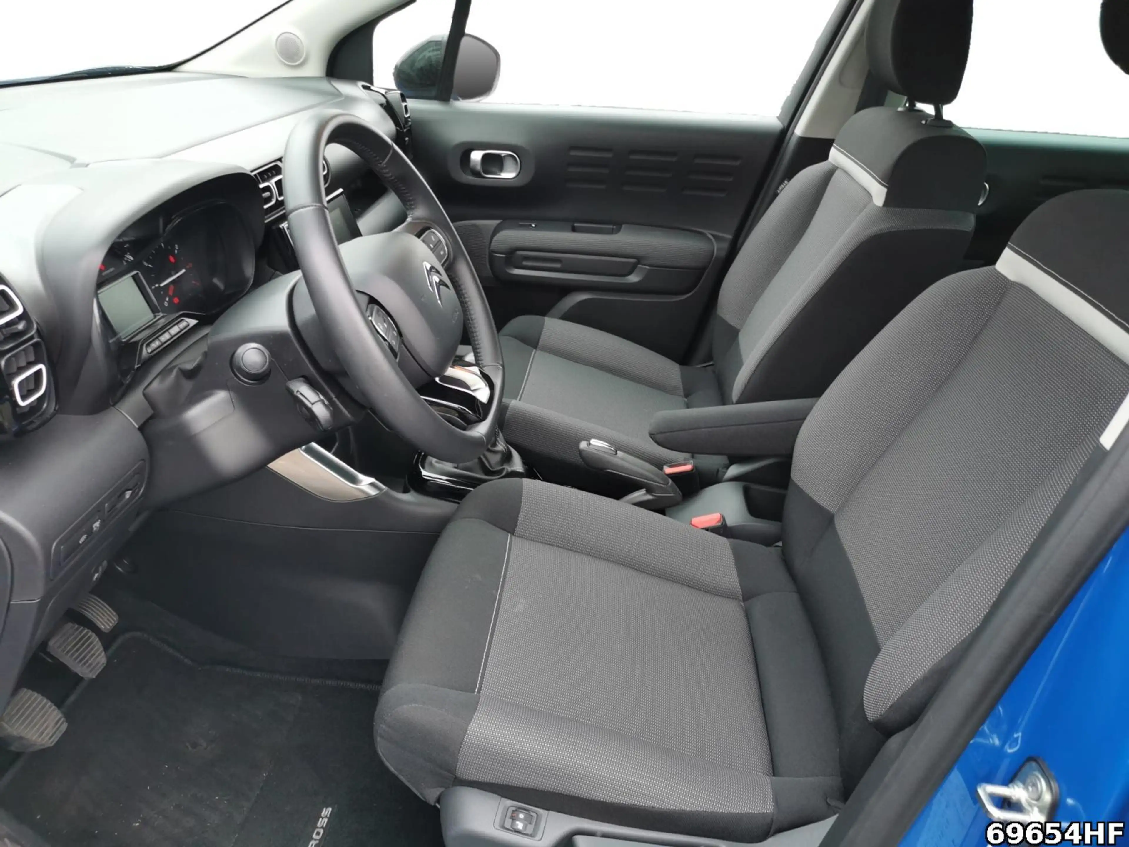 Citroen C3 Aircross 1.2 PureTech 110 Feel Pack S&S (EU6d) — photo 11