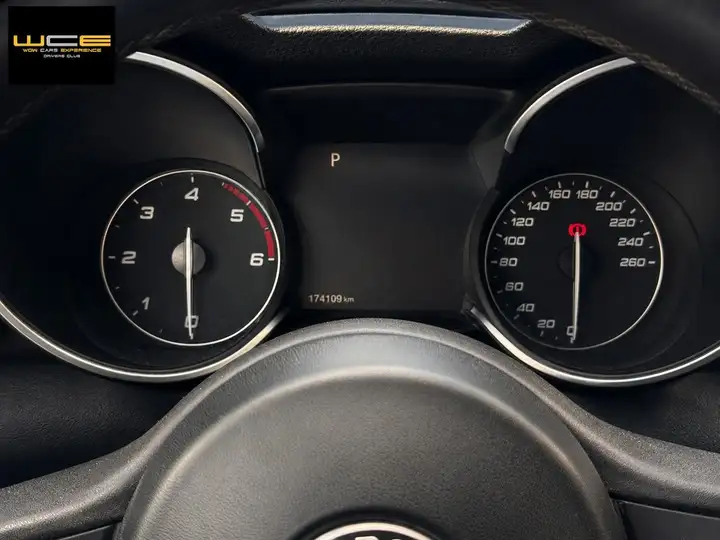 Alfa Romeo Stelvio 2.2 DIESEL EXECUTIVE Q4 2018, foto 24