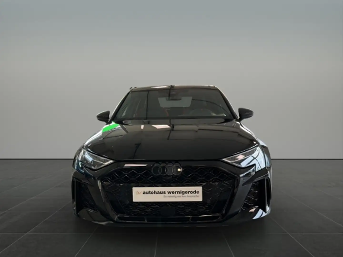 Audi RS3 Limousine 294(400) kW(PS) S tronic Schwarz - 2