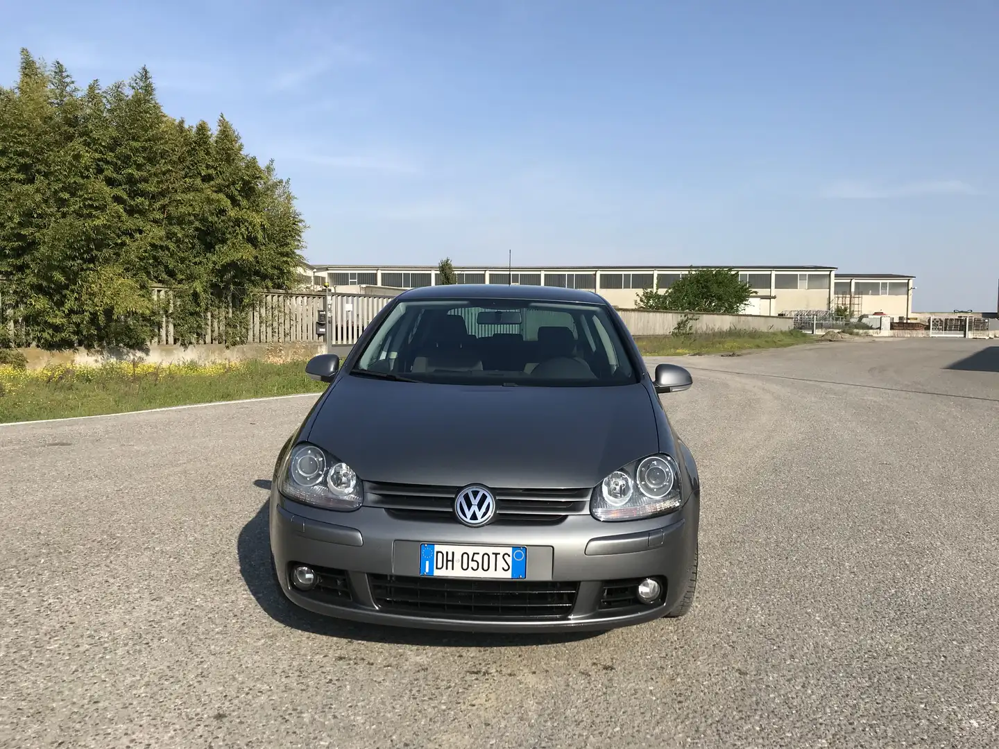 Volkswagen Golf 2.0 TDI DPF Sportline - 1