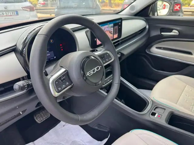Fiat 600 view 5