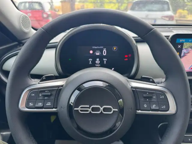 Fiat 600 view 7