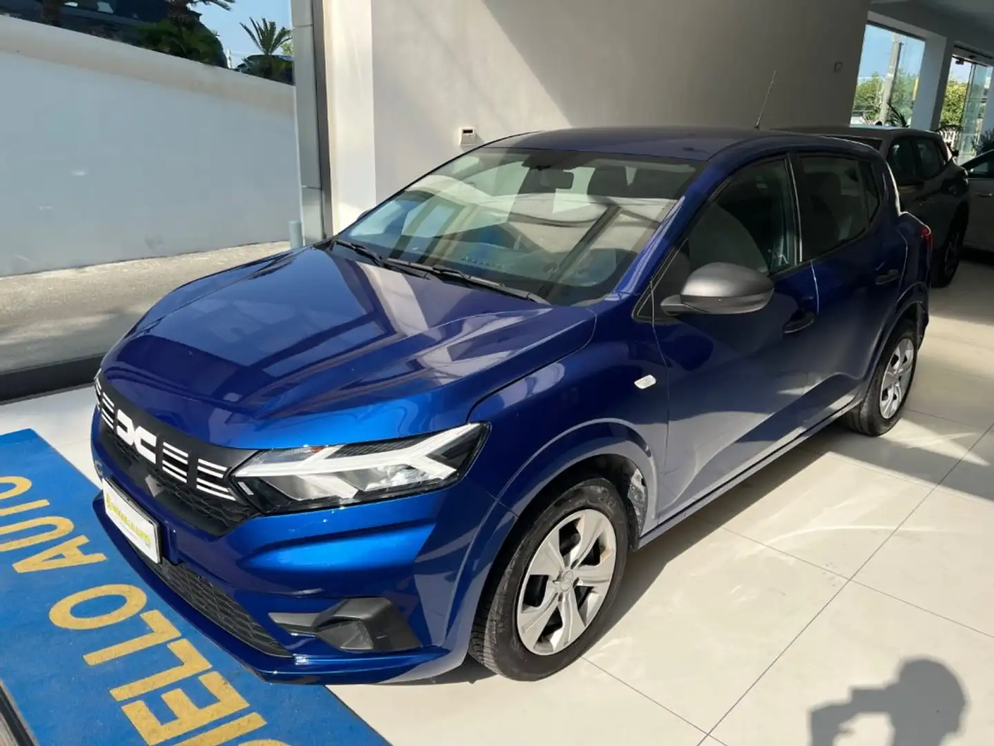 Dacia Sandero Streetway 1.0 SCe 65 CV Essential da €129,00 men Blu/Azzurro - 2