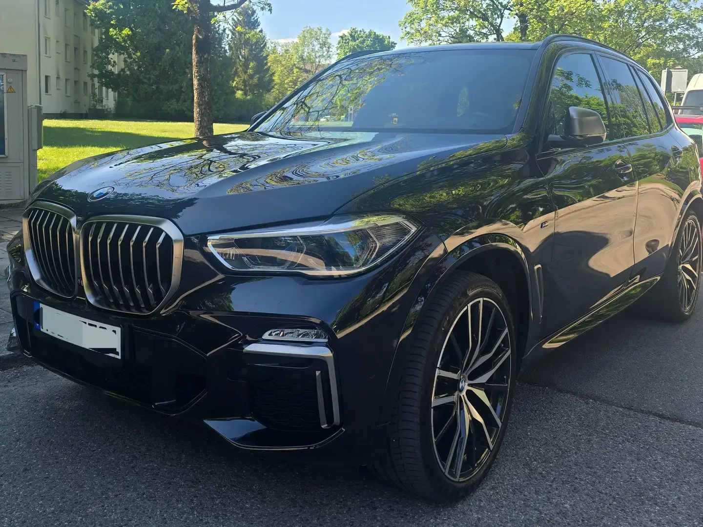 BMW X5 M50I Voll M-Sport Schwarz - 2