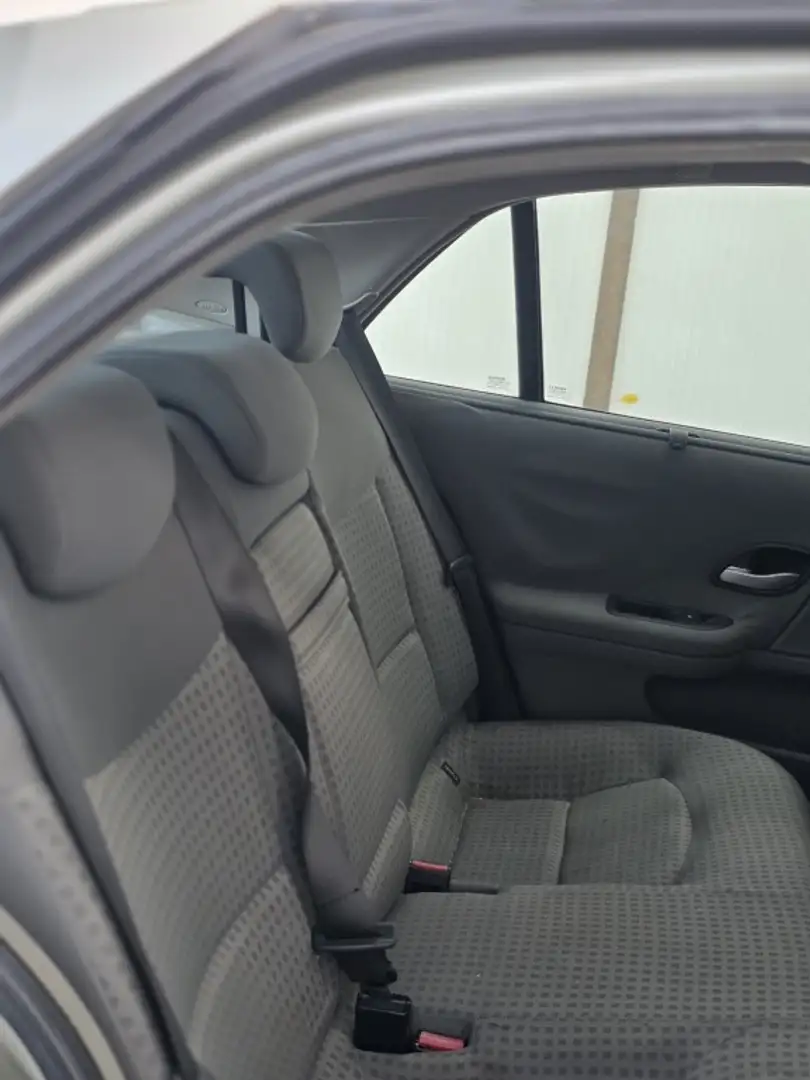 Renault Laguna 1.9DCi Expression 100 Beige - 2