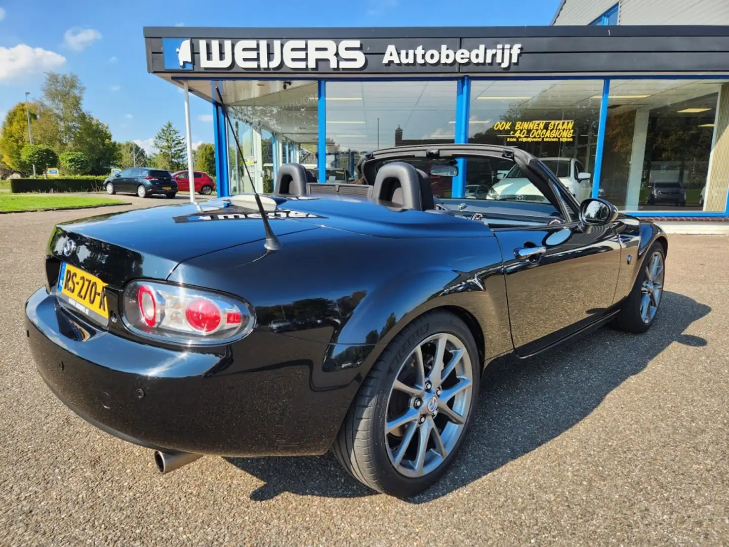 Mazda MX-5 1.8 Roadster Coupe, Clima, 17 inch, Verlaagd, Zwart - 2