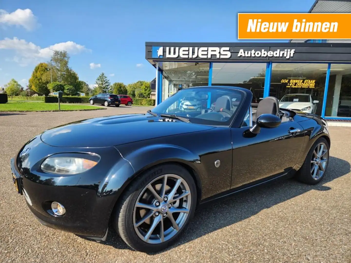 Mazda MX-5 1.8 Roadster Coupe, Clima, 17 inch, Verlaagd, Zwart - 1