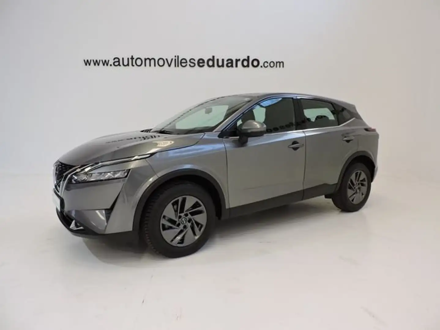 Nissan Qashqai 1.3 116 kW Gris - 1
