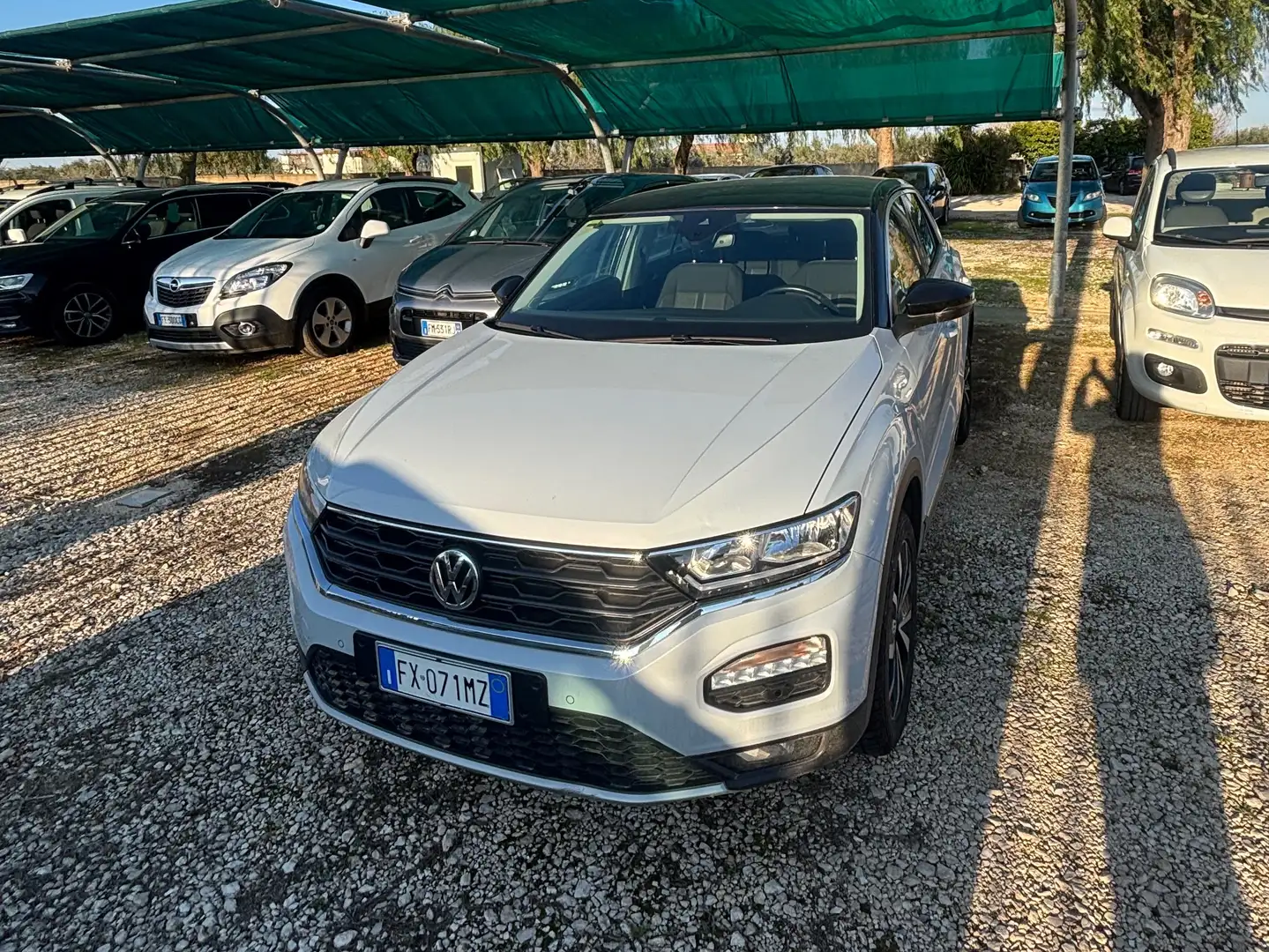Volkswagen T-Roc T-Roc 1.0 tsi Style 115cv Bianco - 1