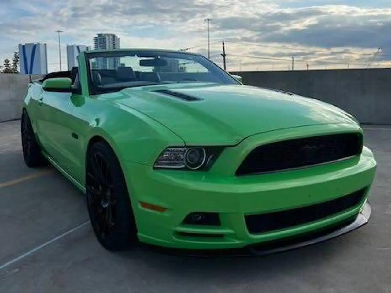 Ford Mustang снимка Ford Mustang