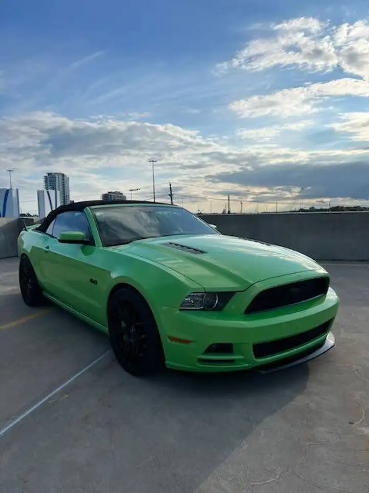 Ford Mustang снимка Ford Mustang