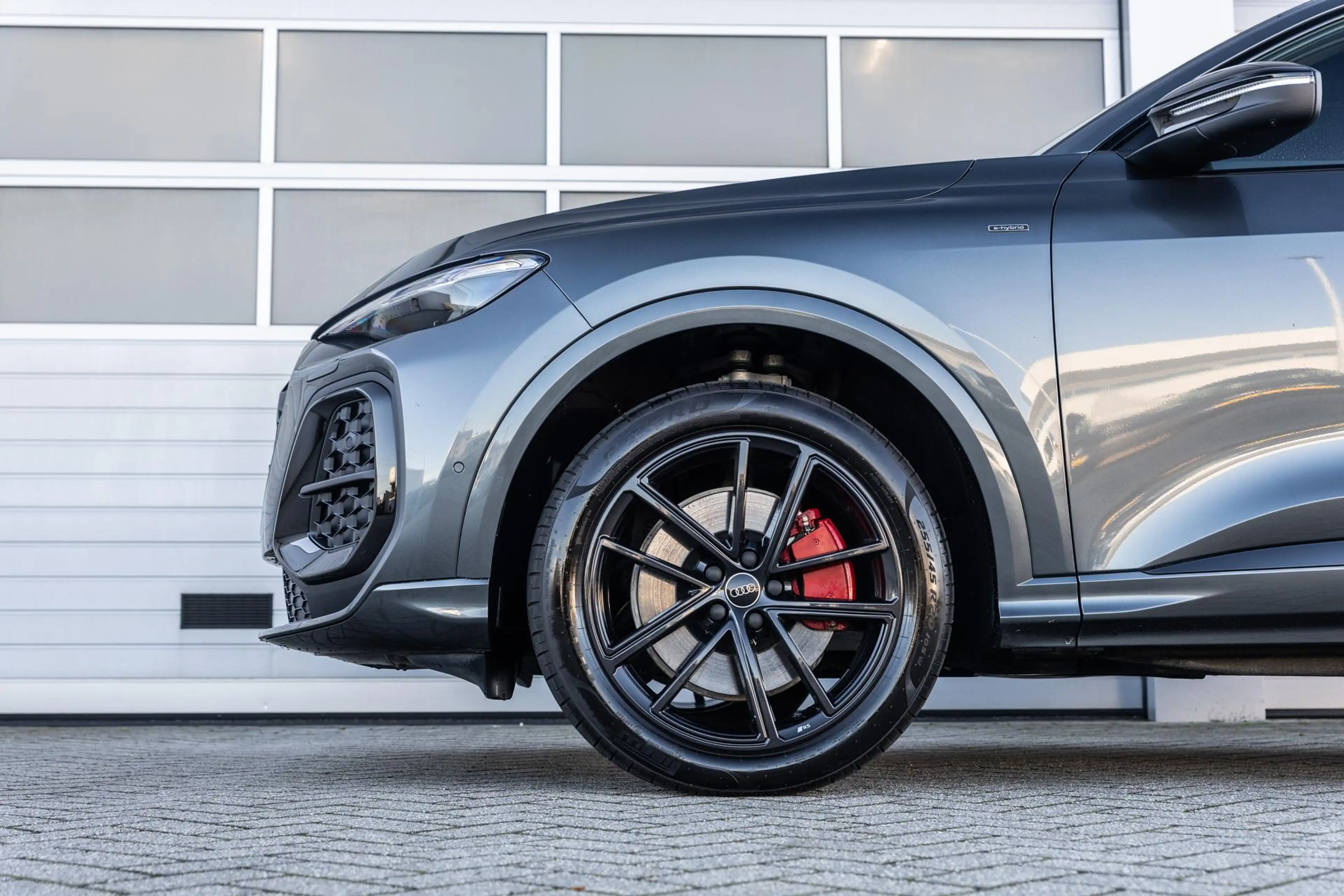 Audi Q5 2.0 e-hybrid 367pk quattro S edition Competition | — photo 14