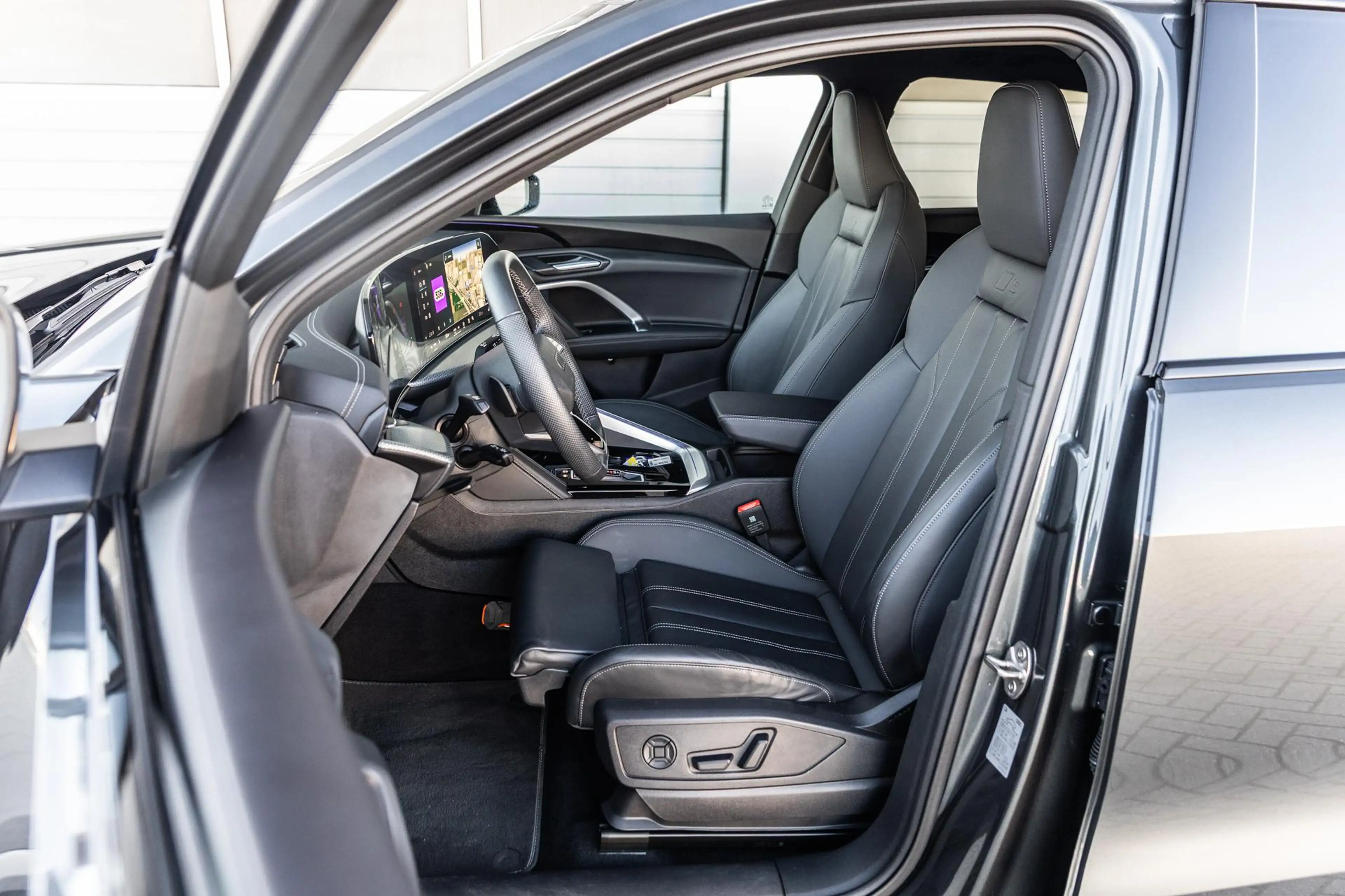 Audi Q5 2.0 e-hybrid 367pk quattro S edition Competition | — photo 5