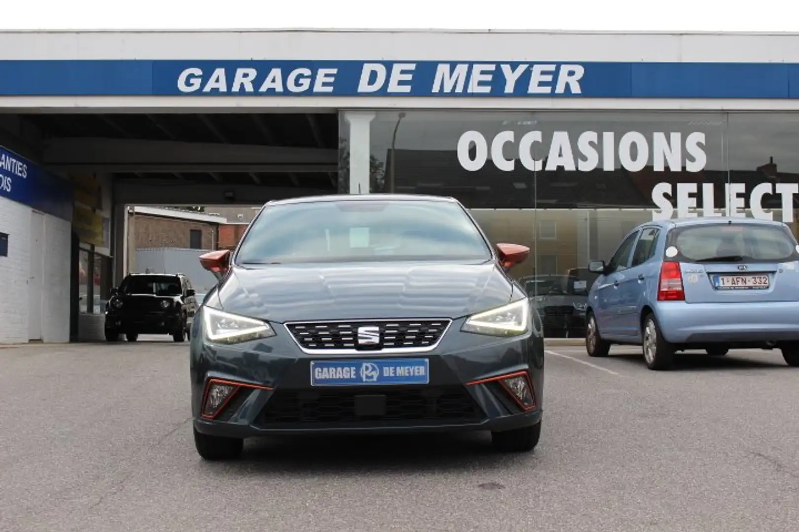 SEAT Ibiza Ibiza 1.0 TSI BEATS EDITION Gris - 2