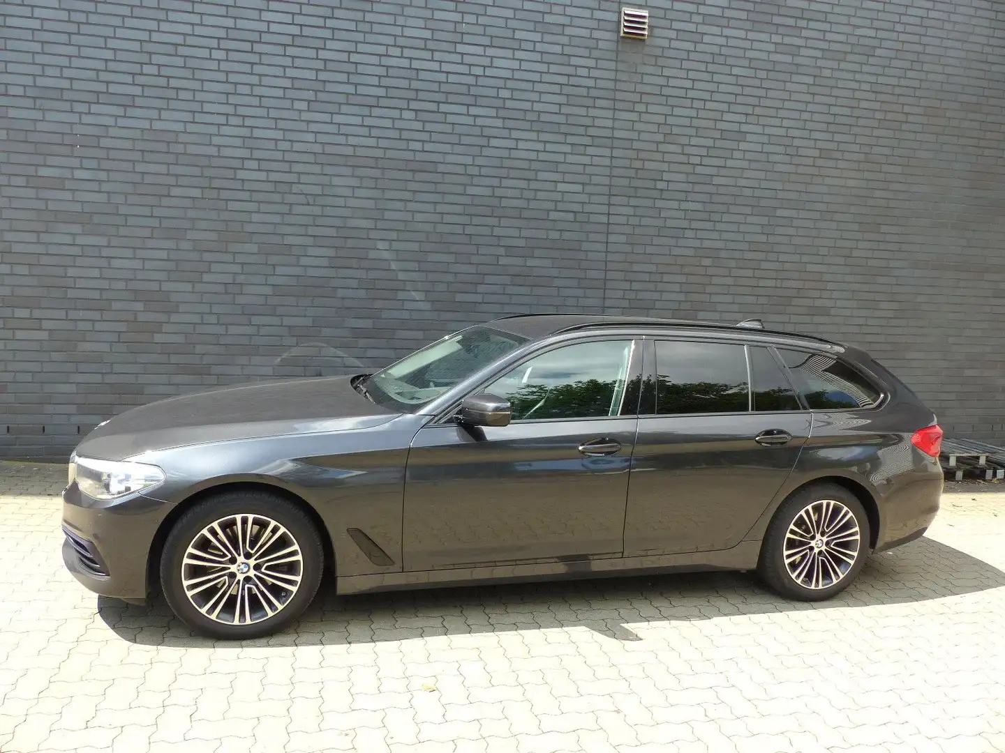 BMW 520 d xDrive Sport Line/HeadUp/Navi/ParkAssist Gris - 1