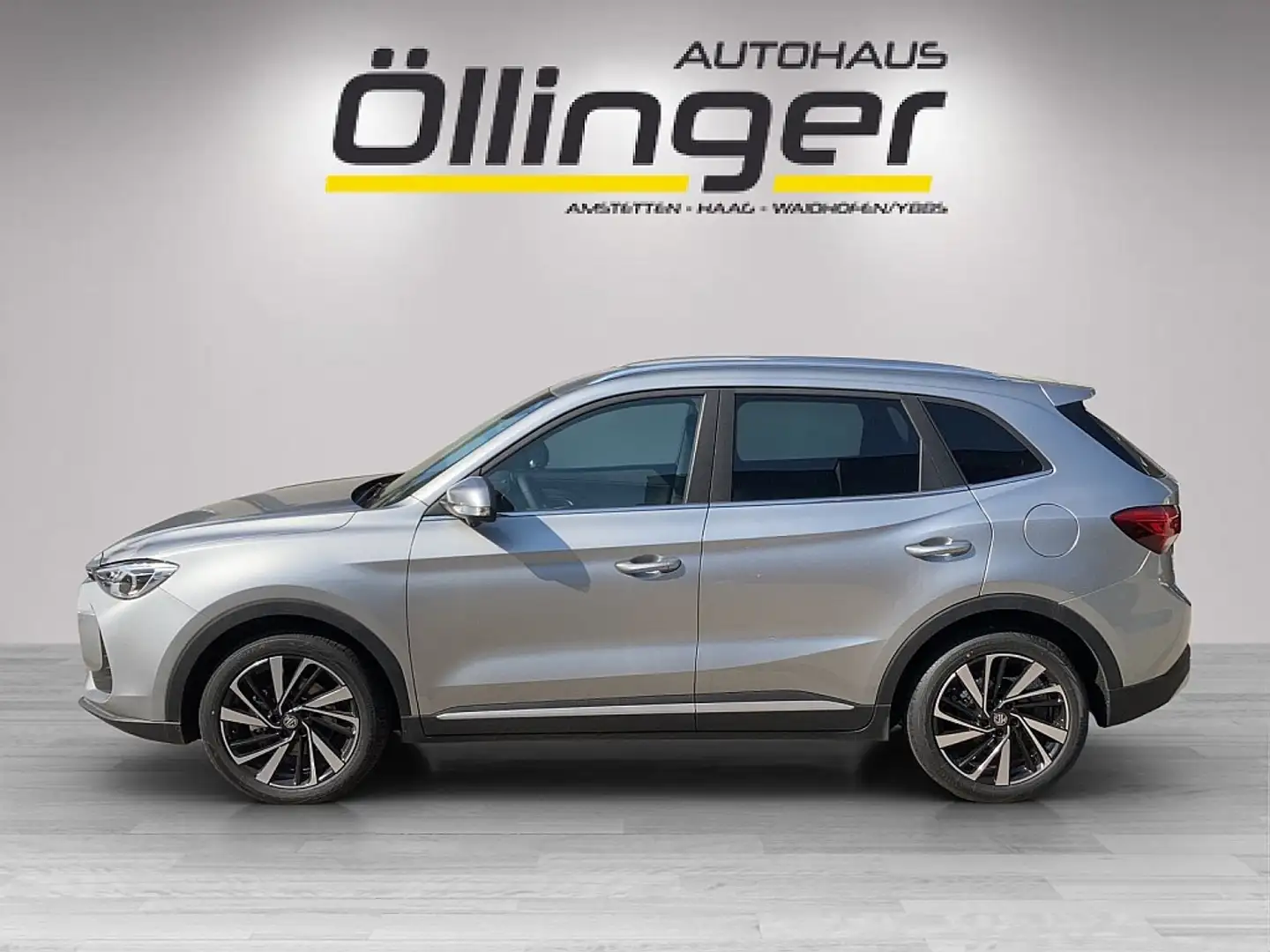 MG ZS 1.5 Hybrid+ Luxury Plateado - 2