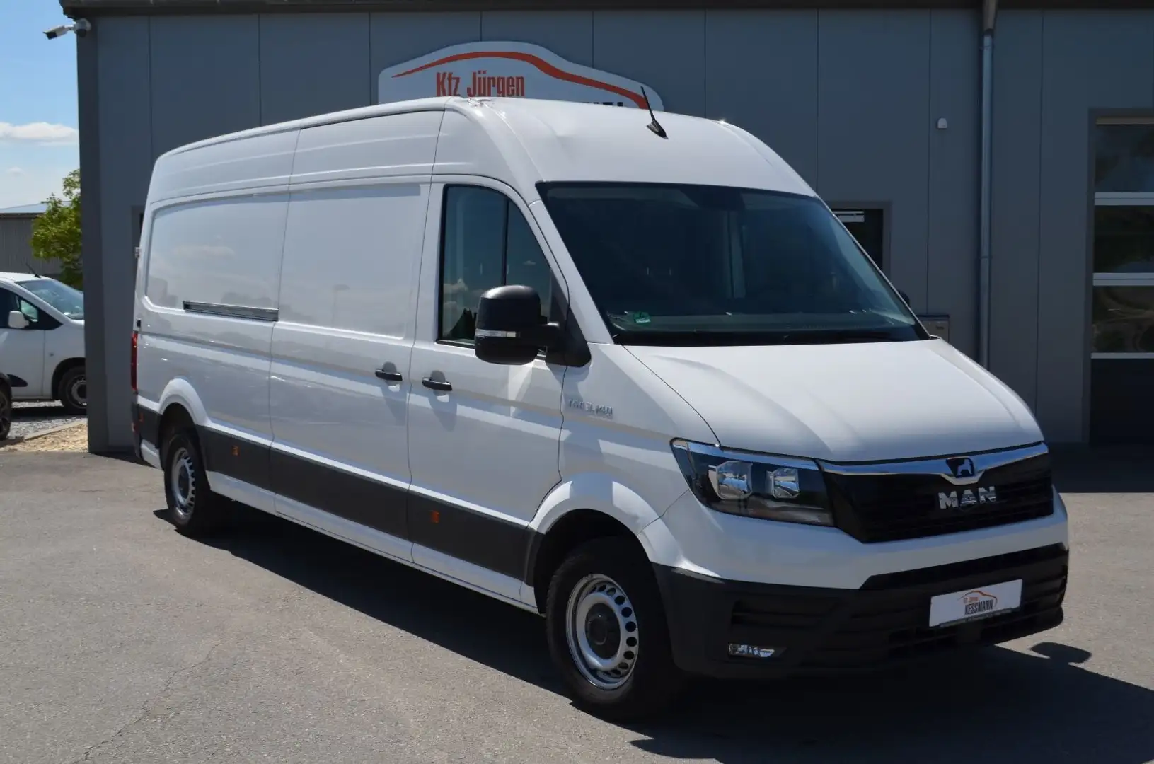 MAN TGE 3.140 L4H2 Maxi Kasten Weiß - 1