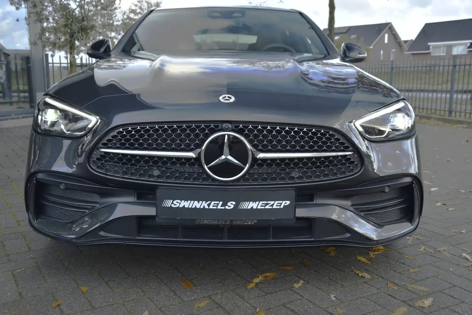 Mercedes-Benz C 300 Sedan AMG line, Hybrid/benzine, Schuifdak, Camera Grijs - 2
