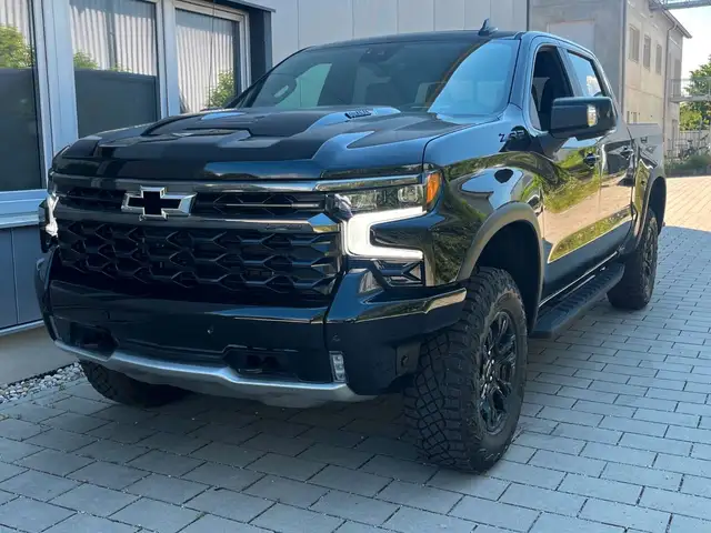 Chevrolet Silverado 1500 Crew Cab ZR2 3.0l Duramax