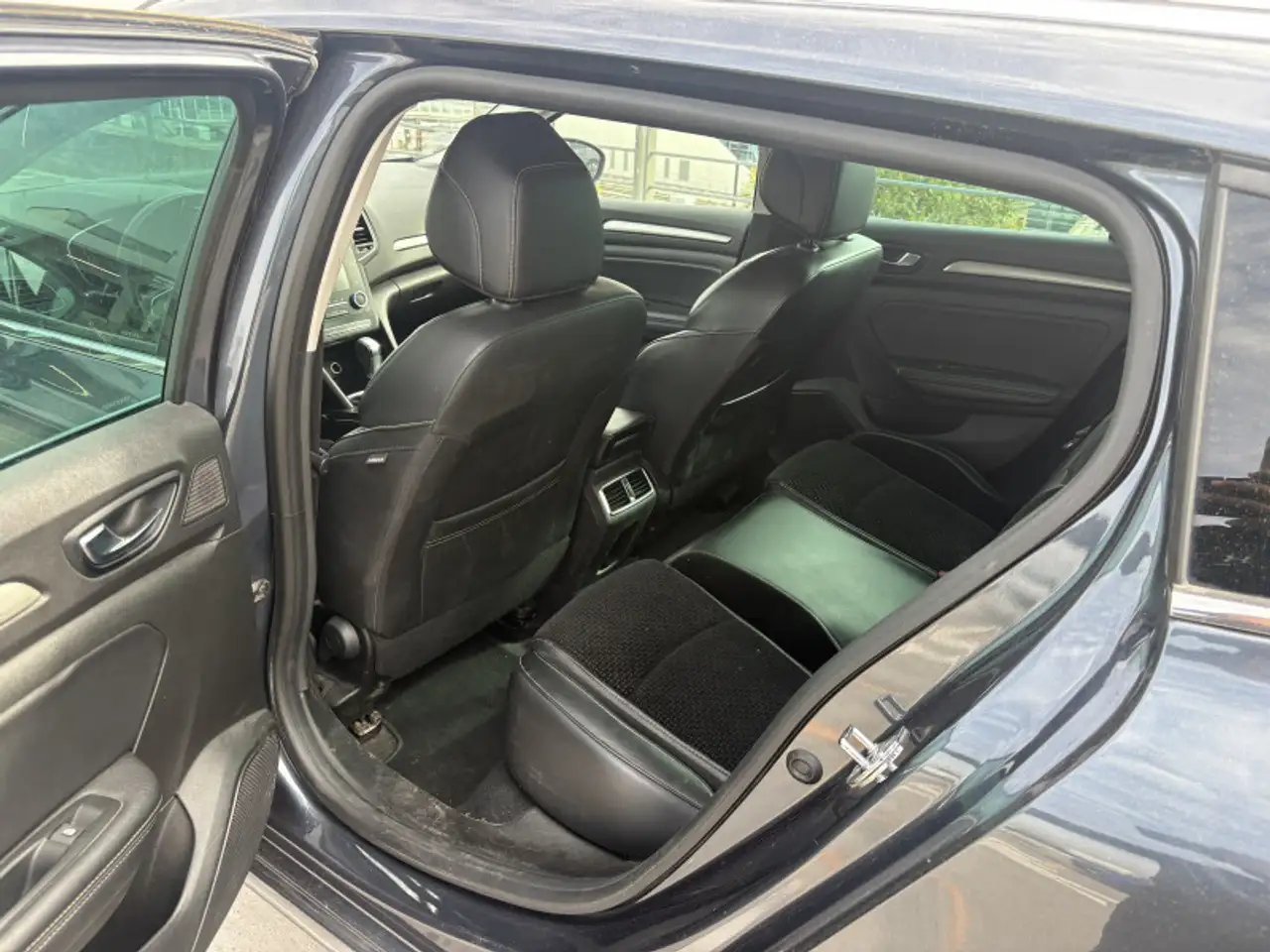 Renault Megane Berline — photo 9