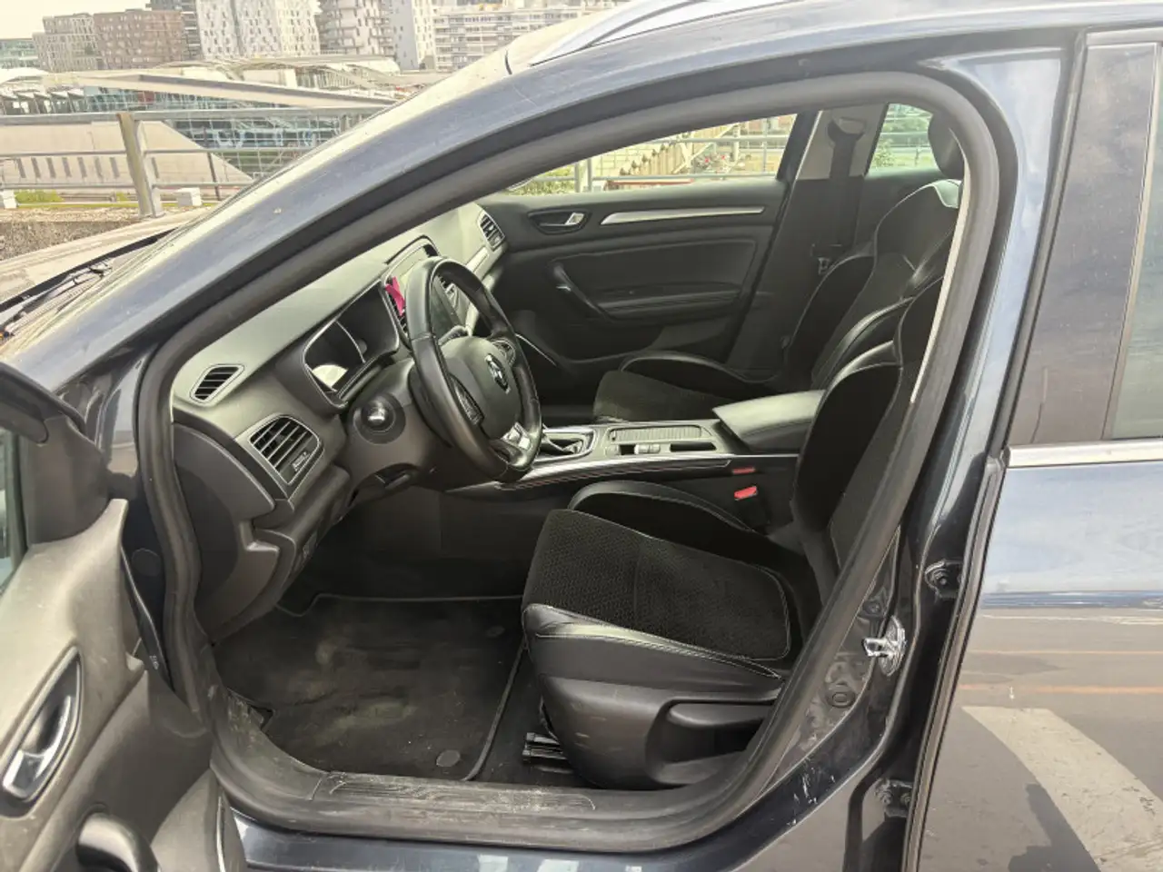 Renault Megane Berline — photo 8