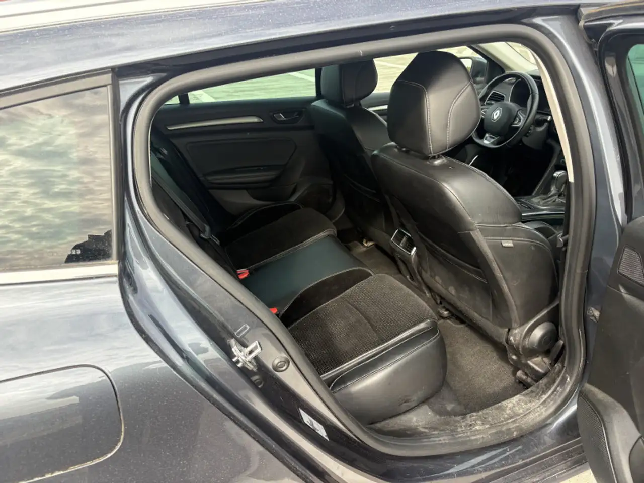 Renault Megane Berline — photo 13
