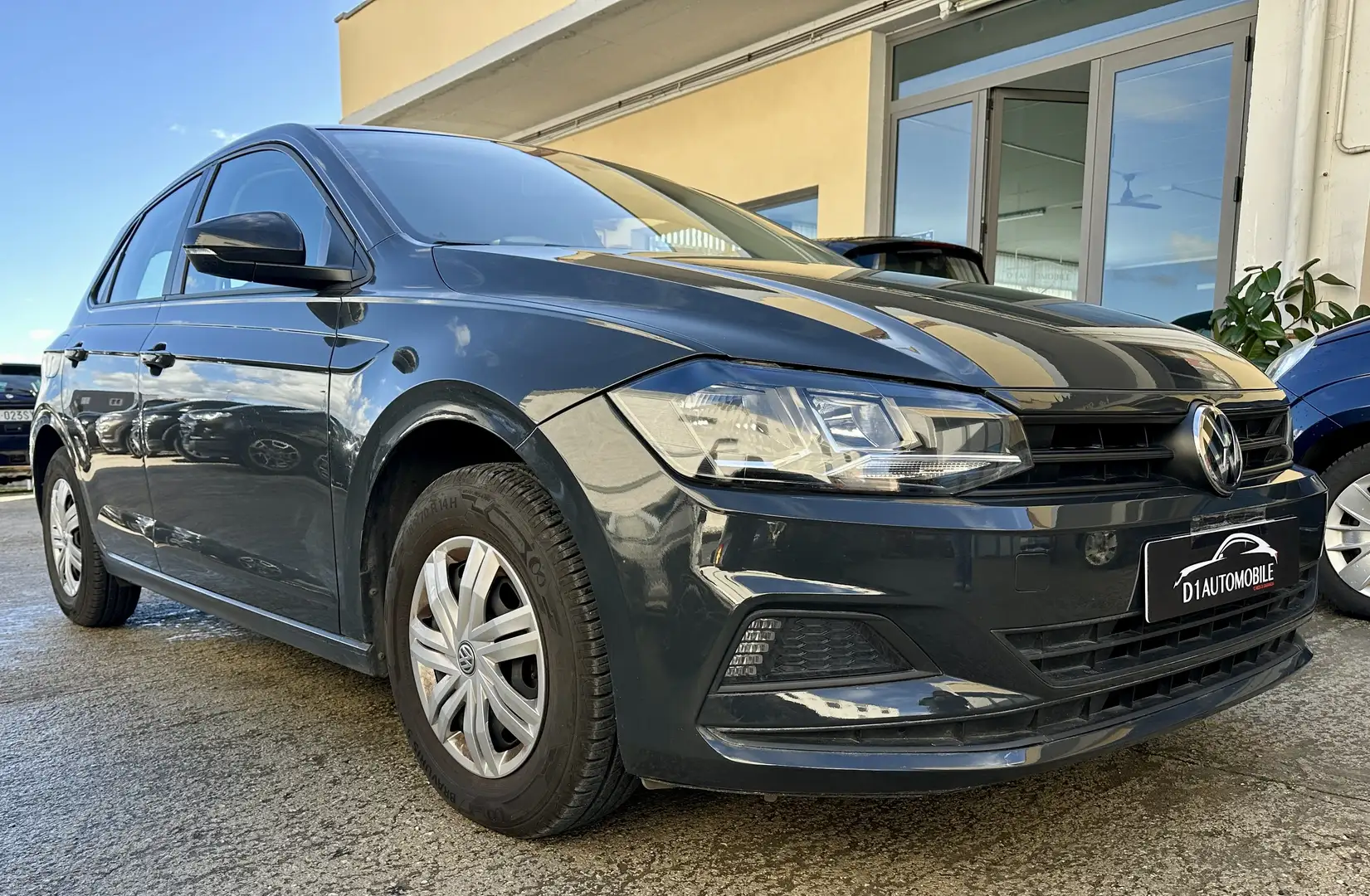 Volkswagen Polo Polo 5p 1.0 mpi Comfortline 65cv Gris - 1