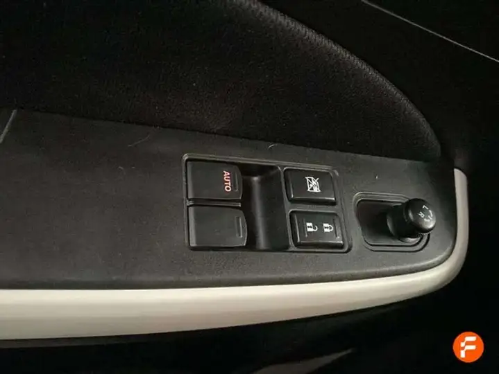 Suzuki Swift 1.2 GLE 4WD 2018, foto 17