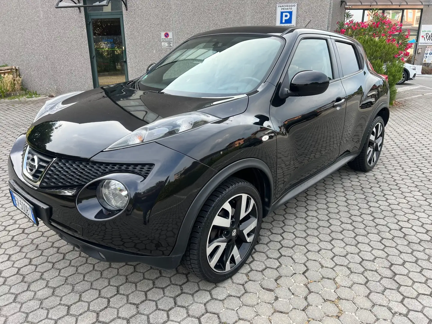 Nissan Juke 1.5 dCi Start&Stop Tekna Nero - 1