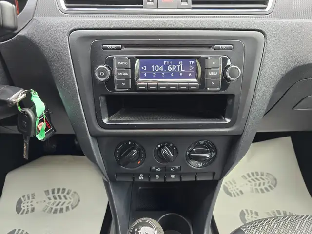 Seat Toledo view 11