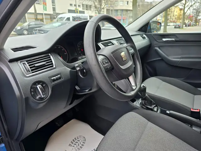 Seat Toledo view 6