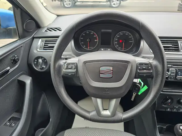 Seat Toledo view 12