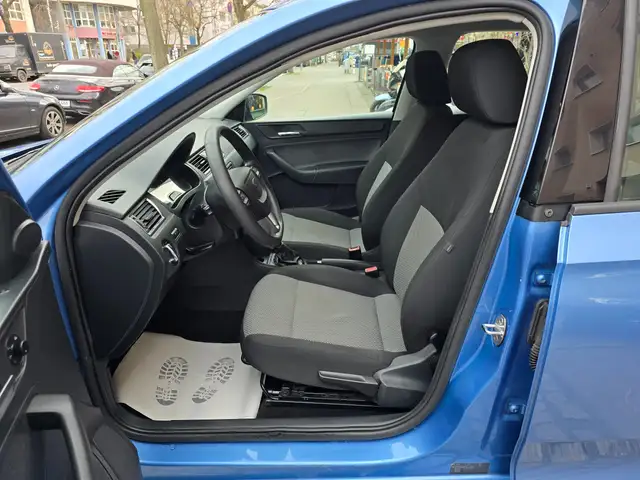 Seat Toledo view 7